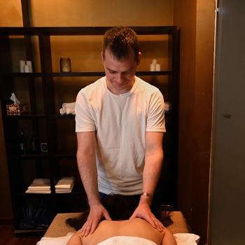 Male Massage Center